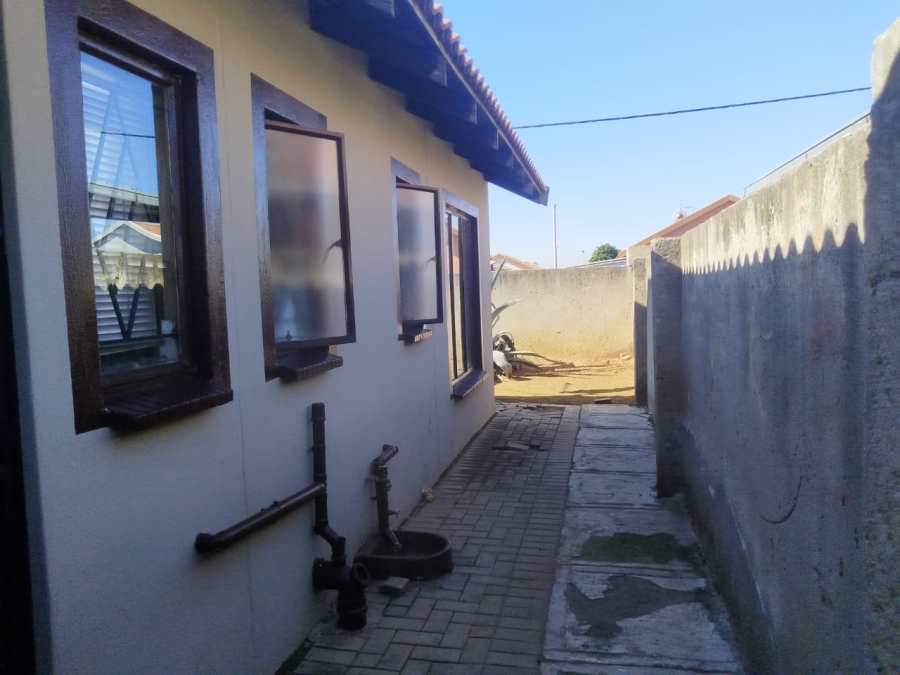 3 Bedroom Property for Sale in Boitekong Ext 9 North West